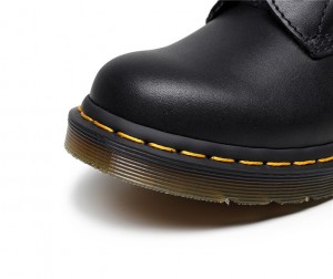 Dr martens 1460 platform ankle boots with real leather in lace up design (9)